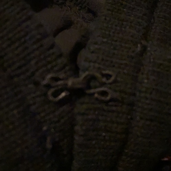 Michael Simon from Neiman’s stunning holiday open sweater w/ gorgeous sequins. - Picture 16 of 16